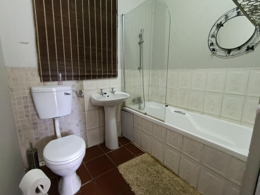 12 Bedroom Property for Sale in Universitas Free State